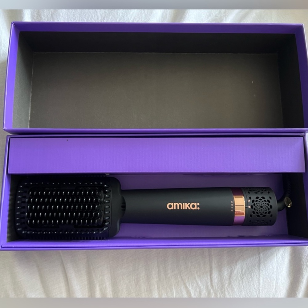Amika 2 in 1 blow dryer and straightening brush